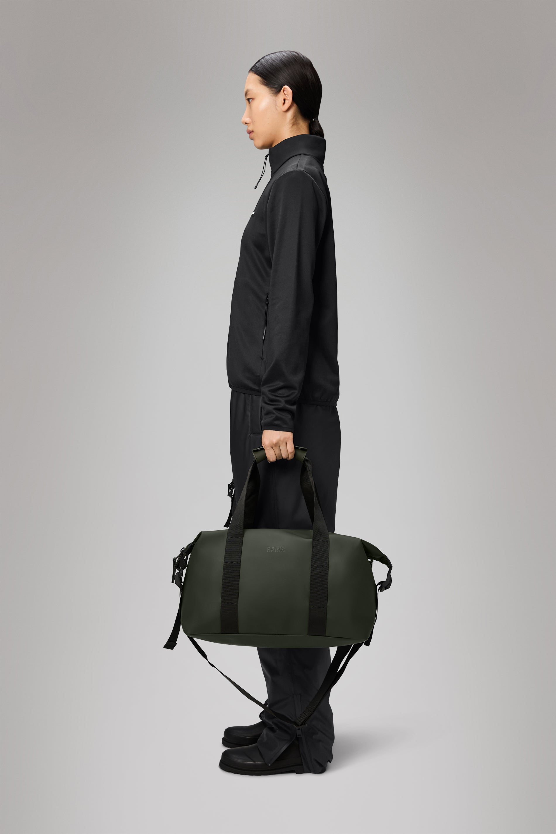 RAINS Hilo Weekend Bag Small Green 18L H29 x D18 x W50 cm Weekender
