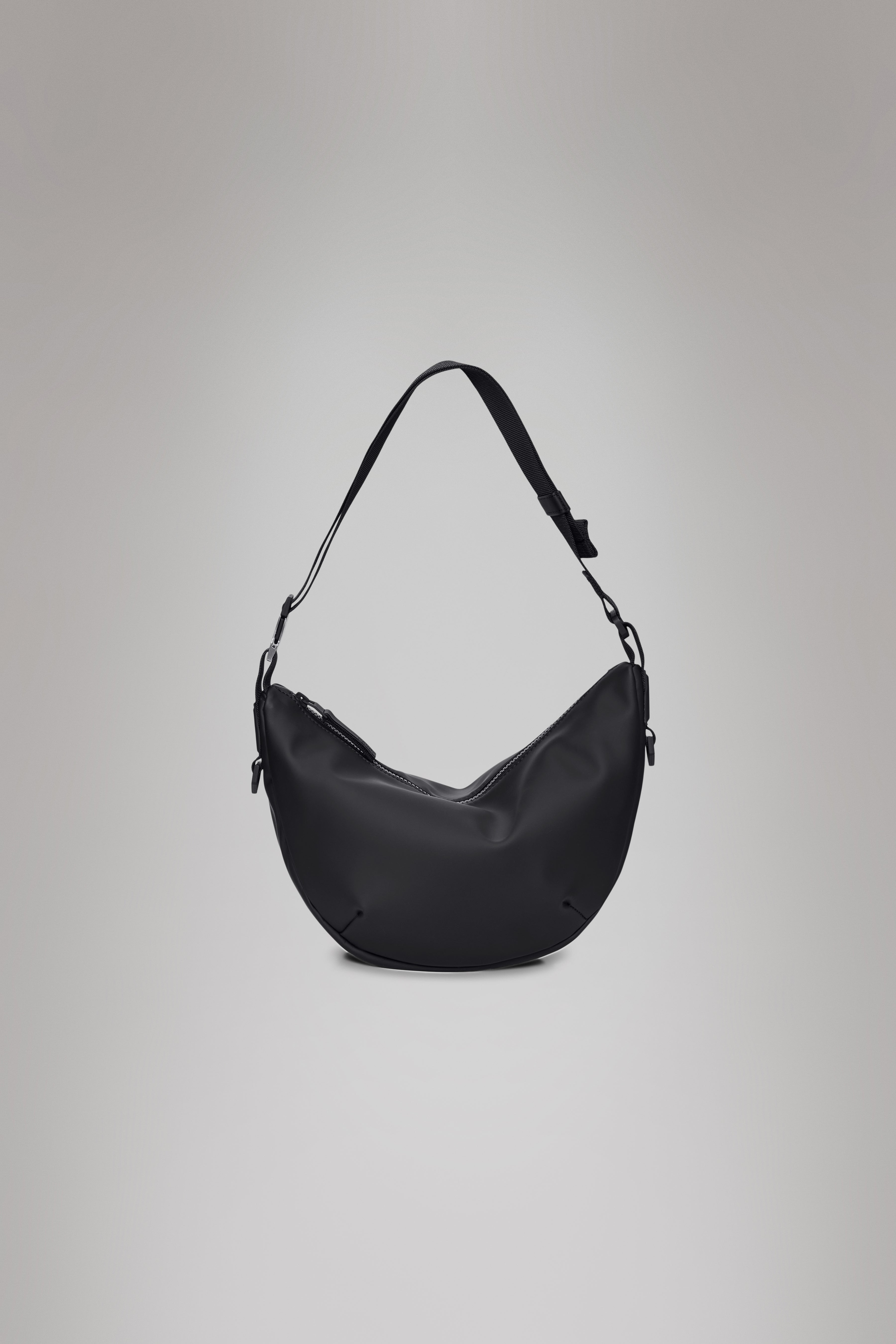 RAINS Valera Shoulder Bag Black 23L H22 x D10 x W35 cm Crossbody