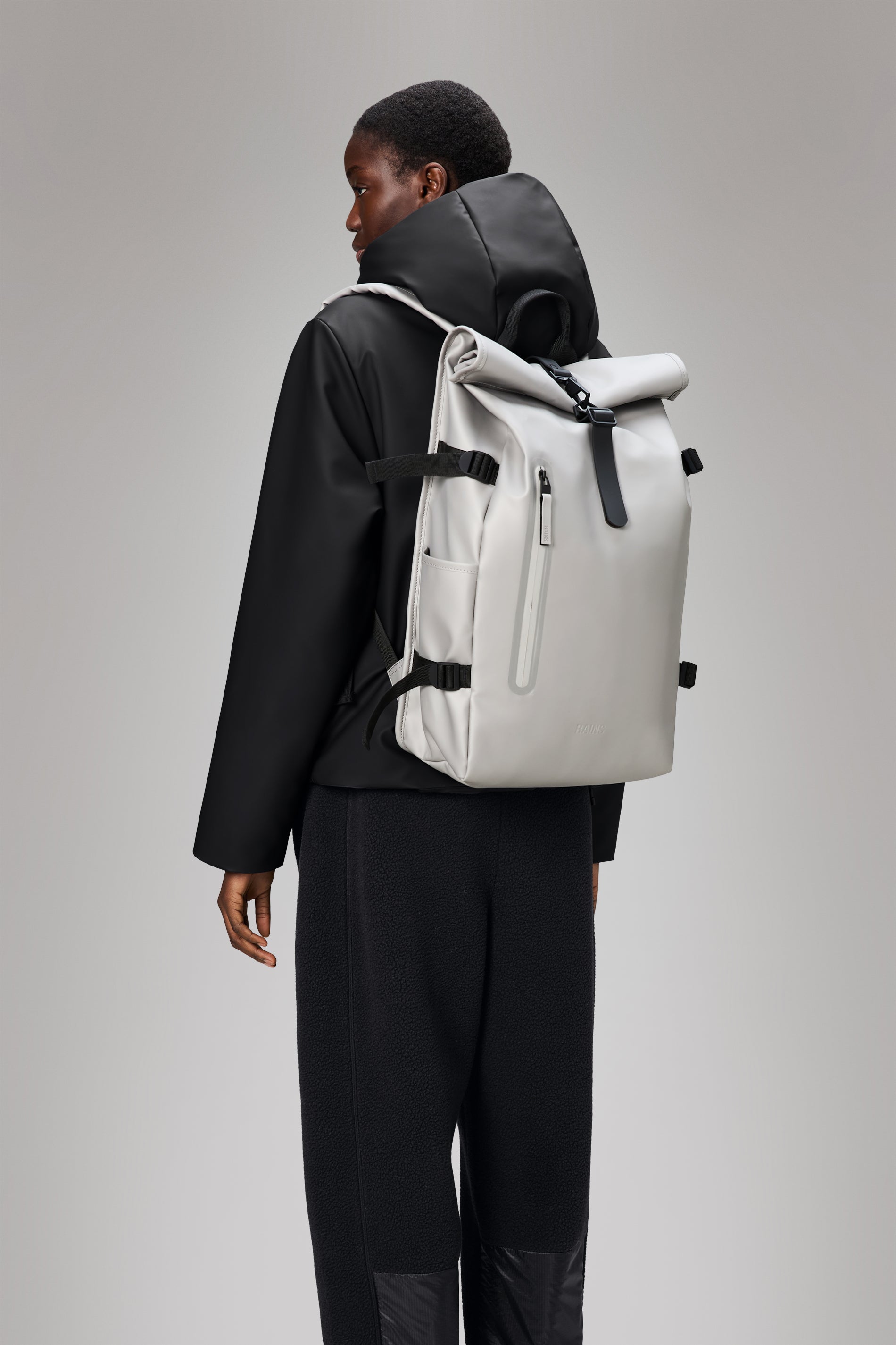 RAINS Rolltop Rucksack Large Nimbus 23L H63 x D14 x W32 cm Backpack