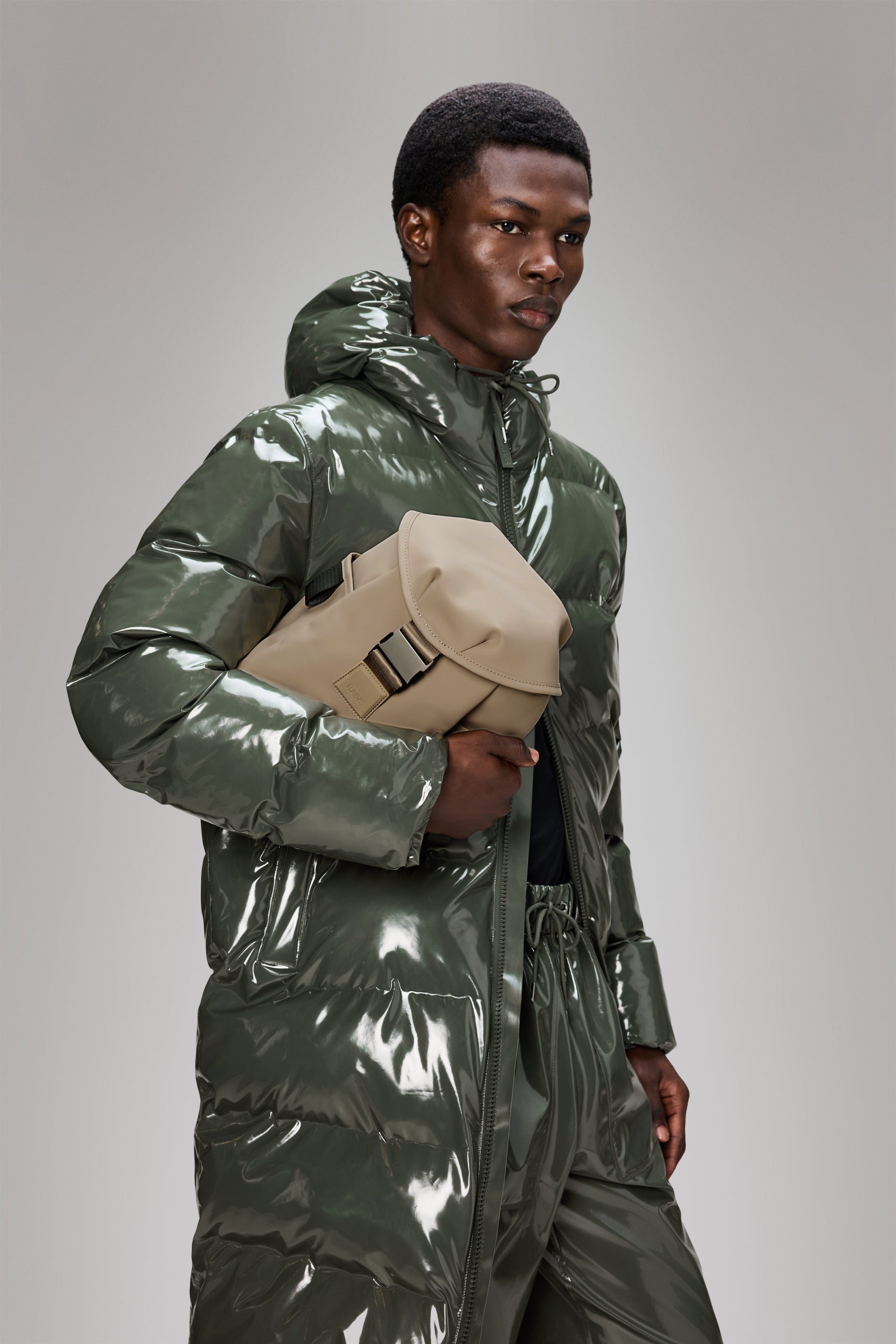 RAINS Valera Bucket Backpack Mini Beige 6.80L H26 x D10 x W22 cm Backpack