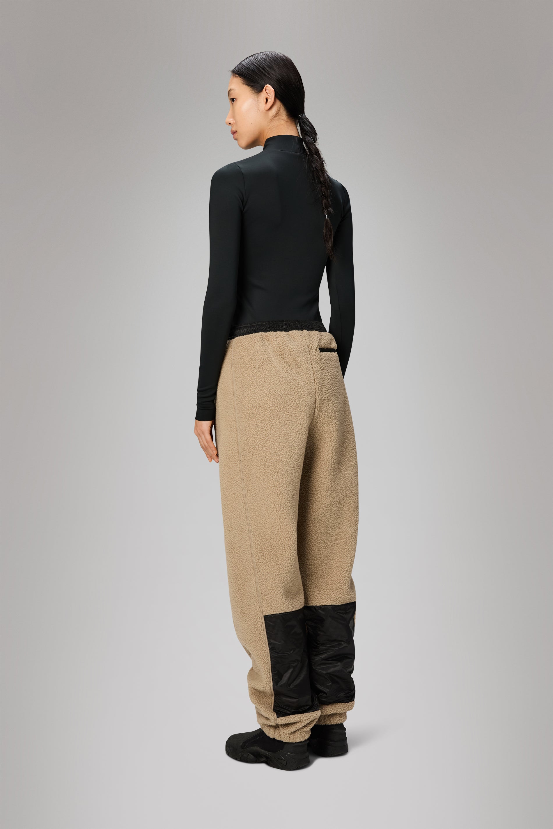 RAINS Yermo Fleece Pants Regular Beige Pants