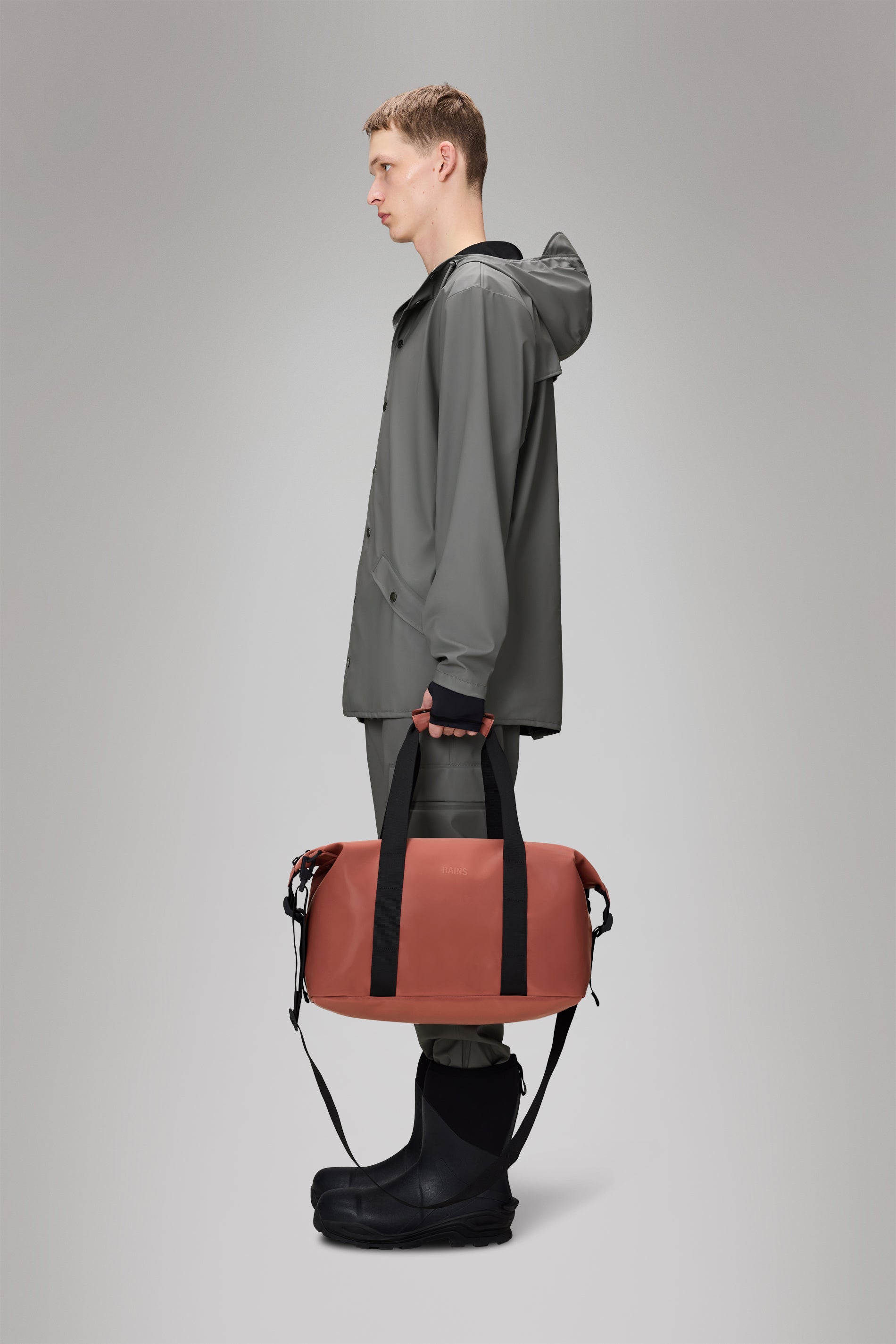 Rains Hilo Weekend Bag Small Honor 23.50L H29 x D18 x W50 cm Weekender