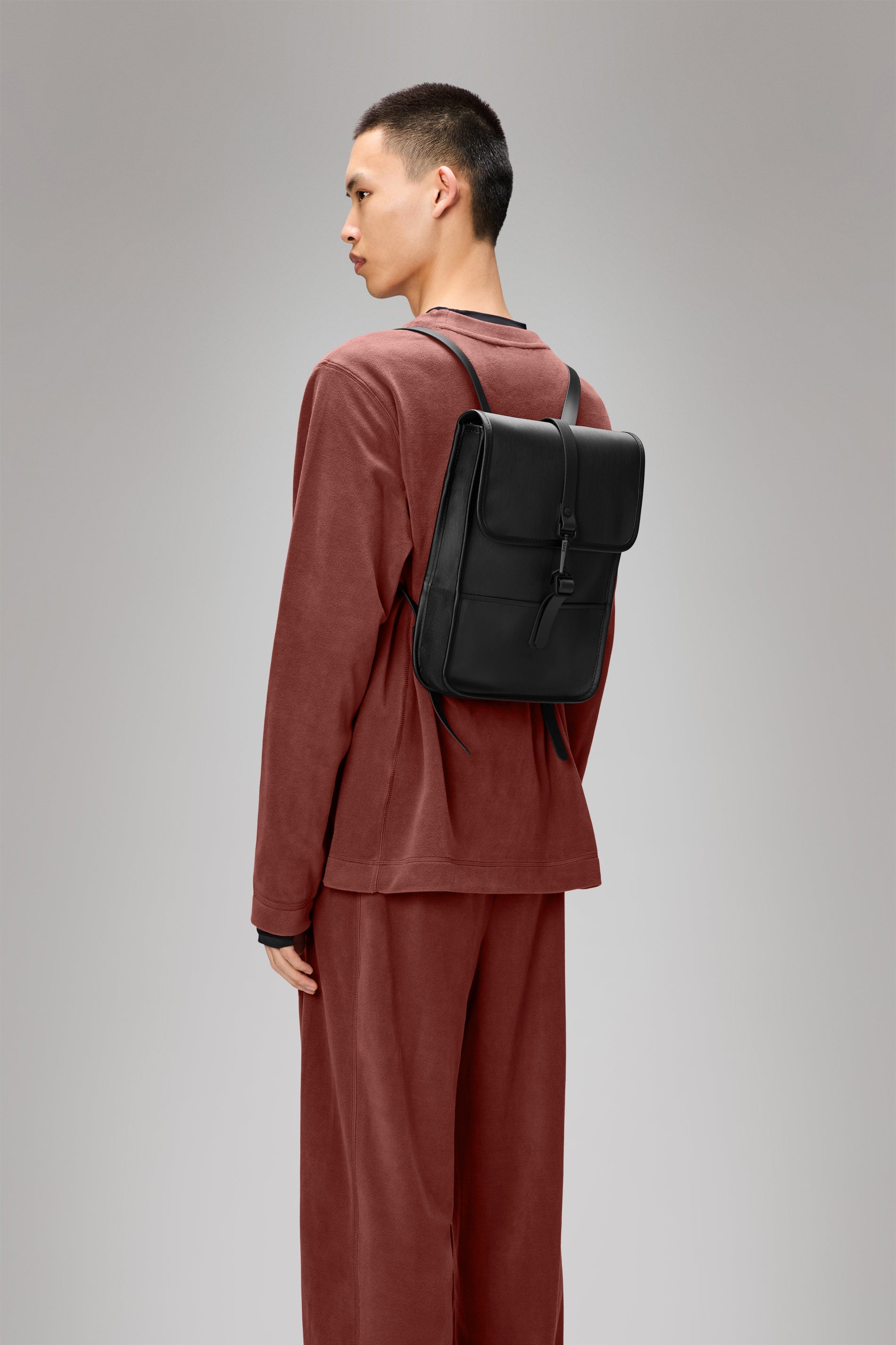 RAINS Backpack Micro Black Grain 7L H35 x D7.50 x W27.50 cm Backpack