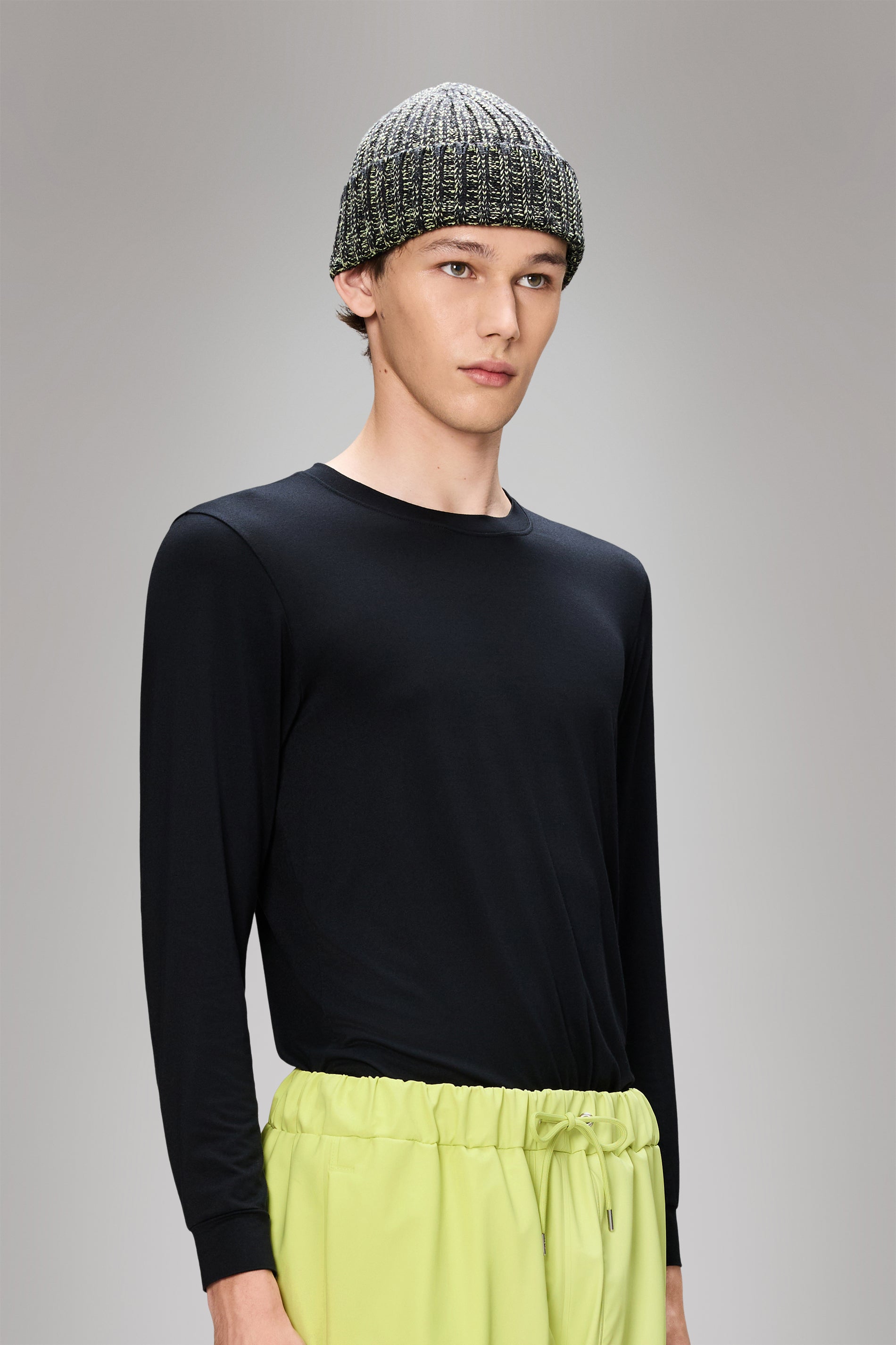 RAINS Sapa Knit Beanie Black/Acid Headwear