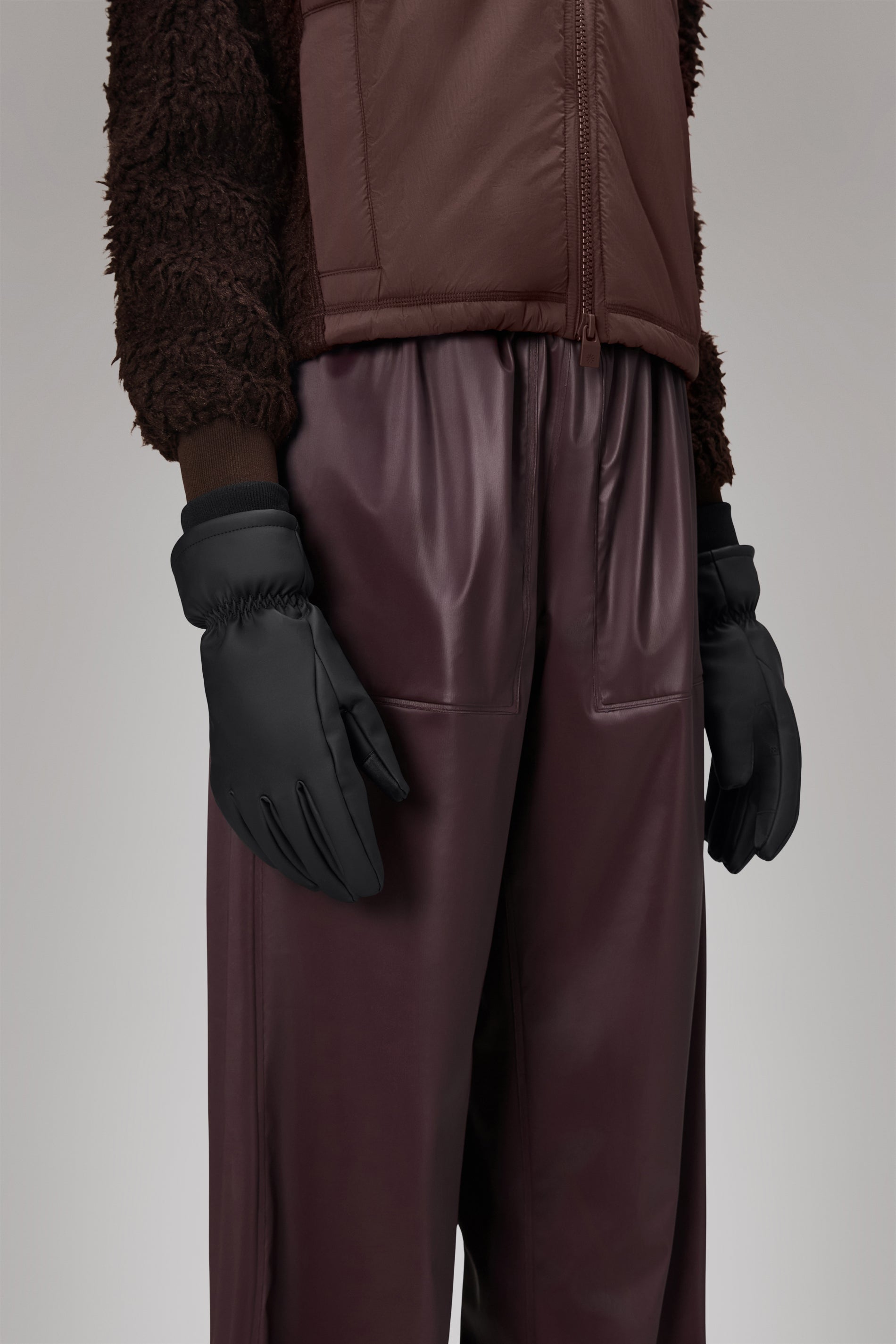 RAINS Insulated Gloves Black Gloves & Mittens