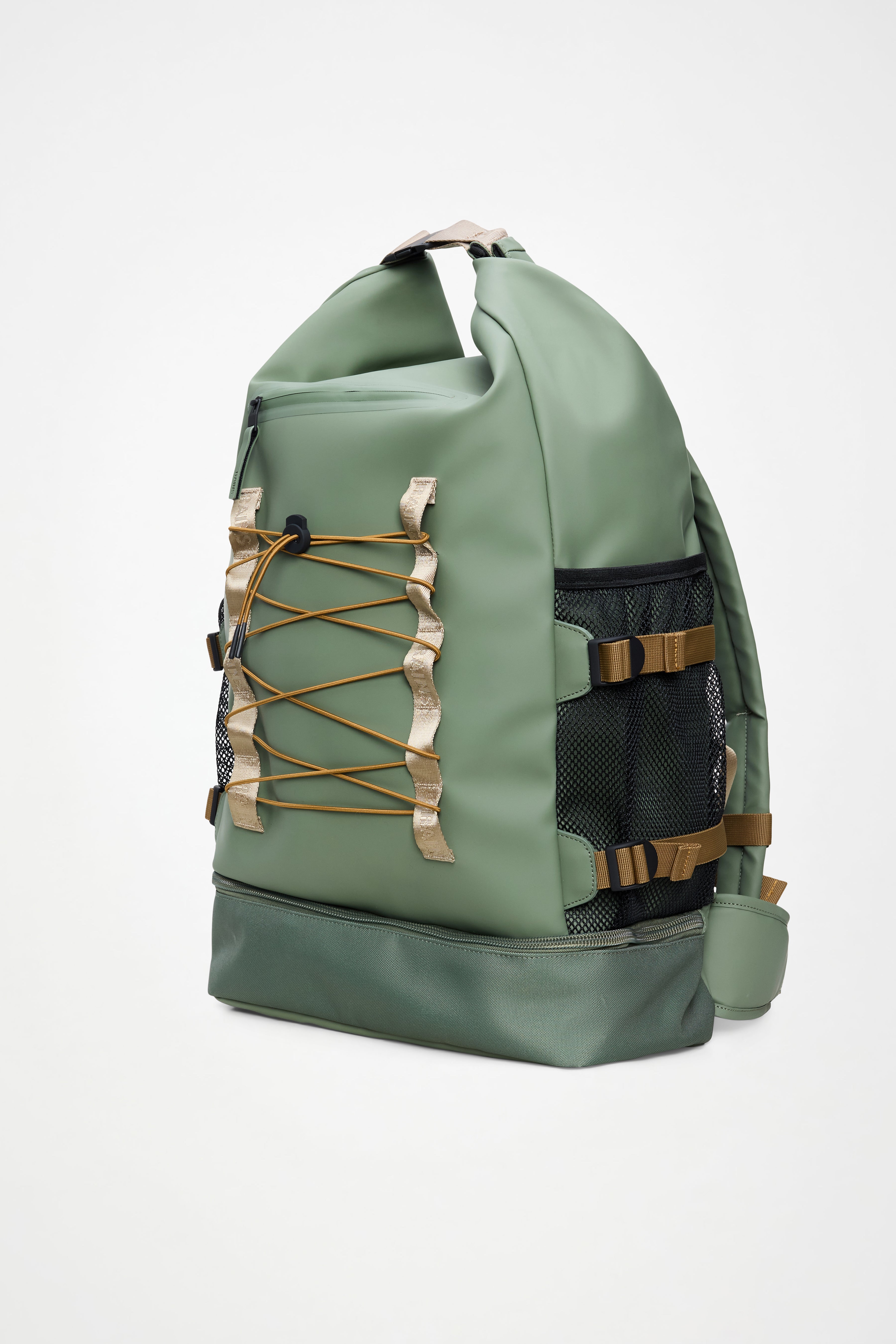 RAINS Trail Mountaineer Rolltop Large Well Backpack