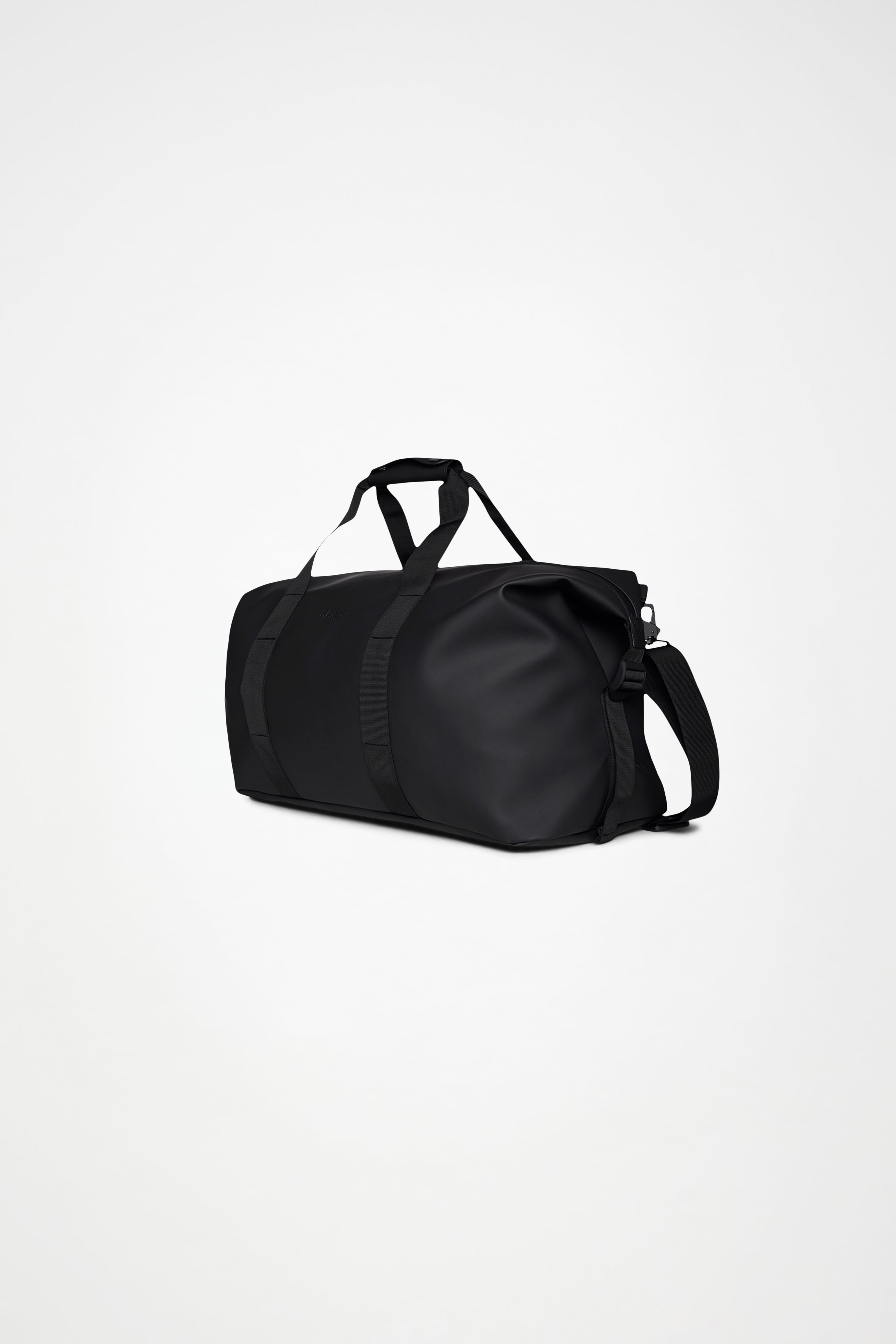 RAINS Hilo Weekend Bag Black 36L H27 x D26 x W52 cm Weekender