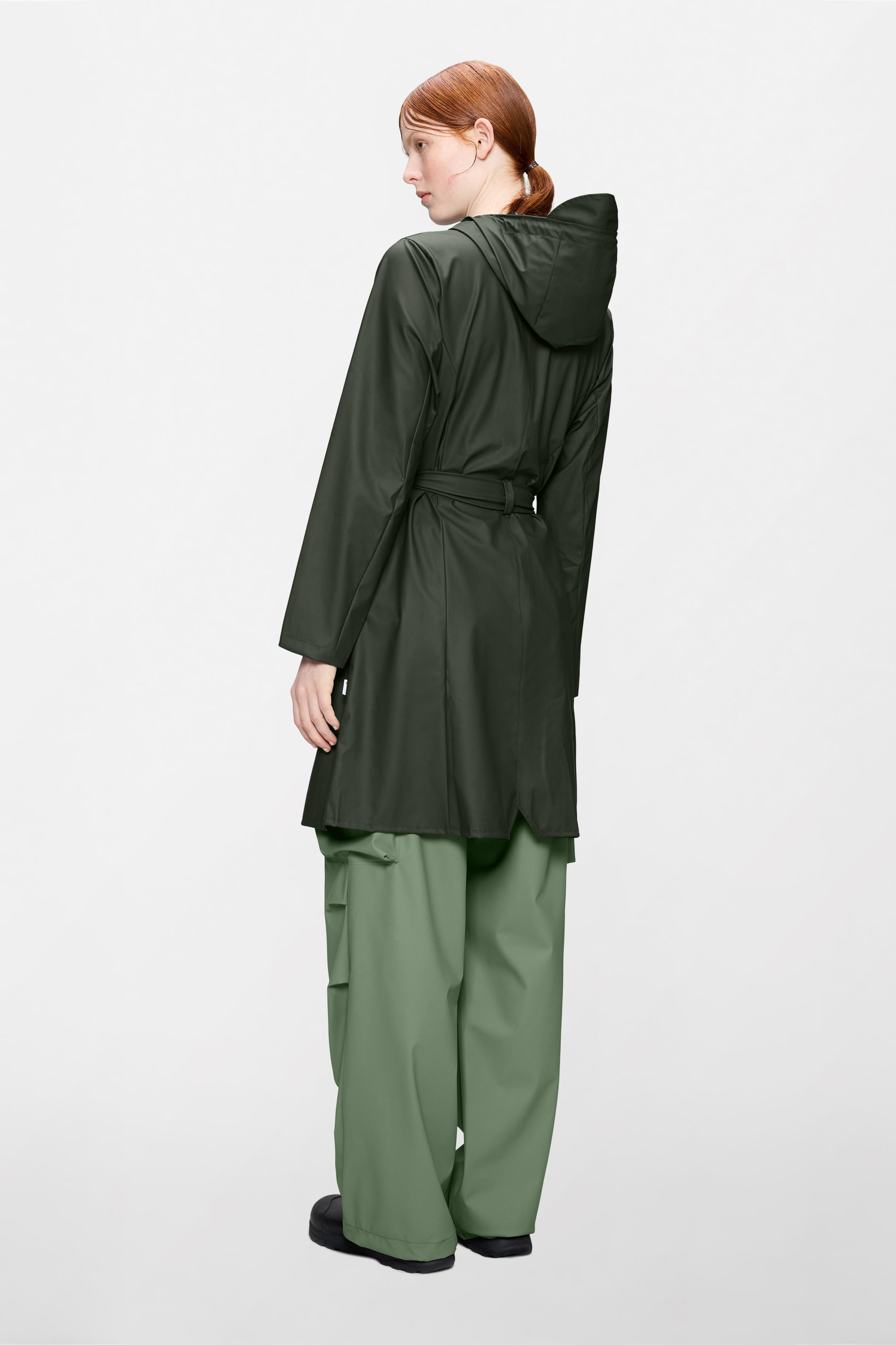 RAINS Curve Long Jacket
Green Jacket