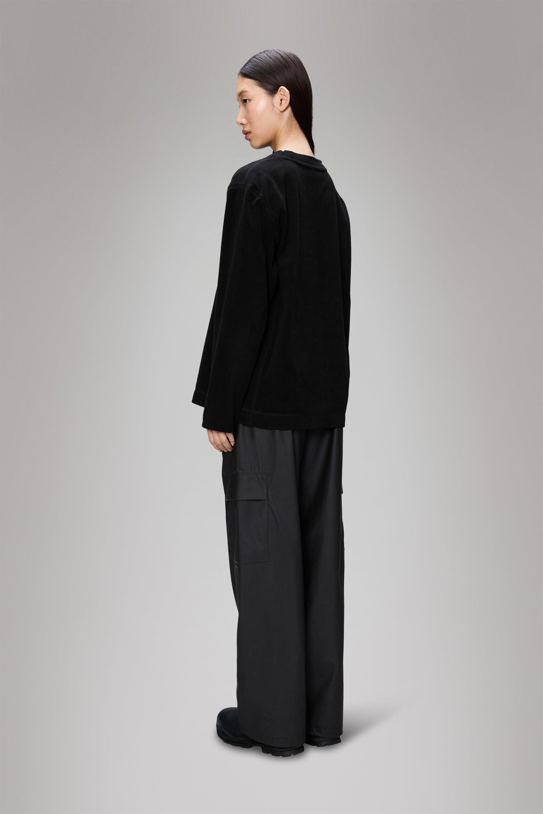 RAINS Addis Fleece Crewneck Black Crew Neck