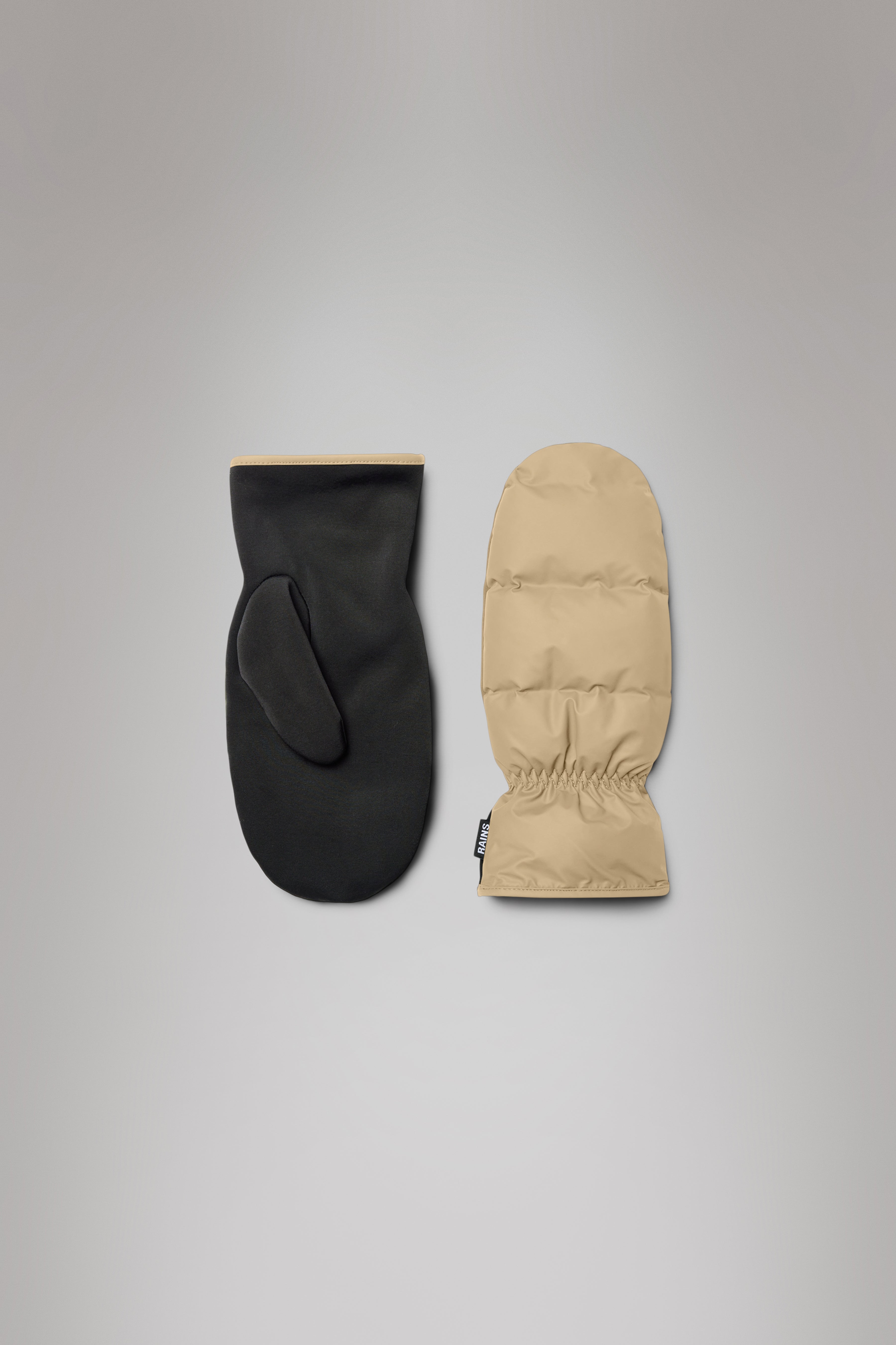 RAINS Lohja Puffer Mittens Sand Gloves & Mittens