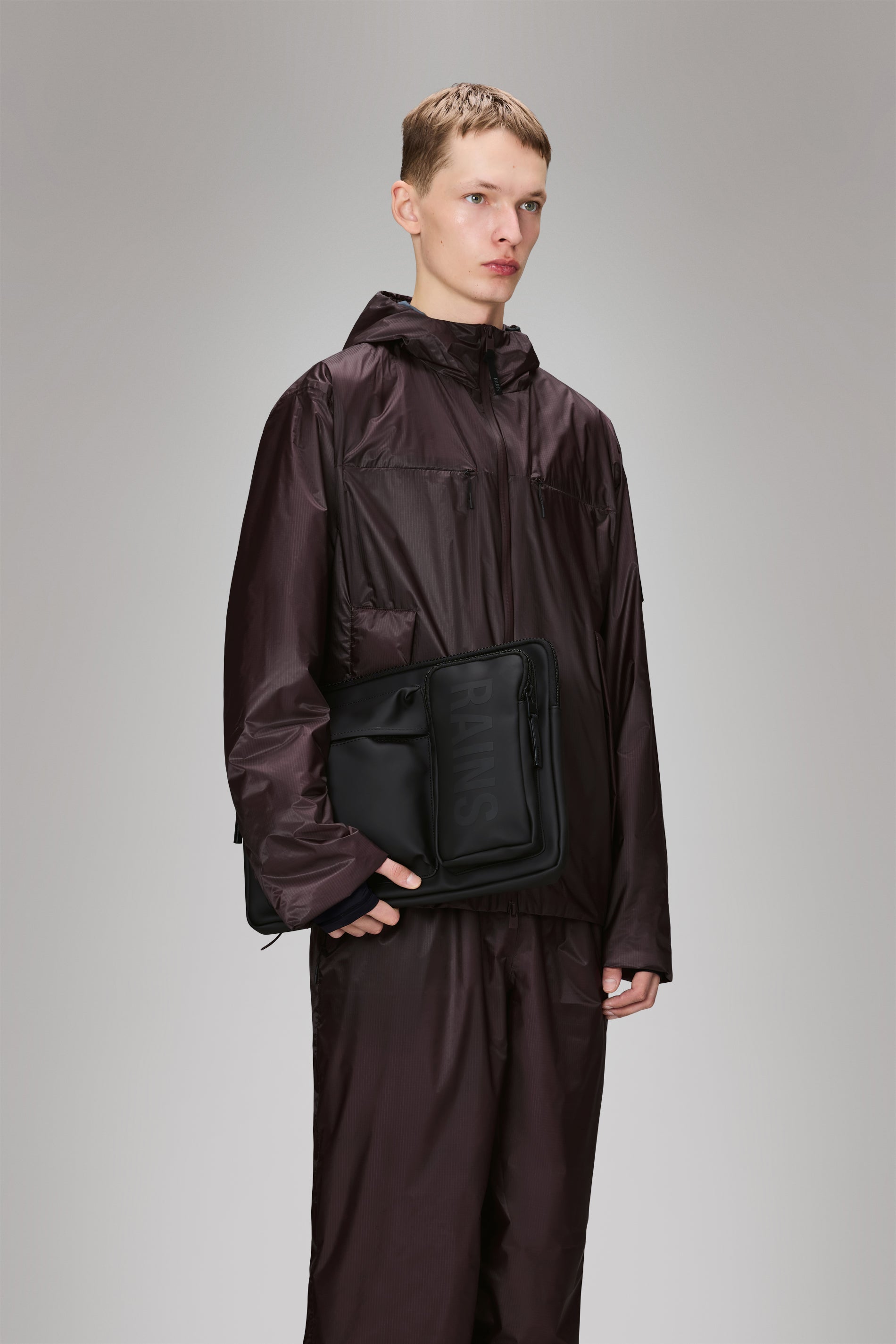 RAINS Texel Laptop Case 15″/16″ Black 2.60L H27 x D2.50 x W38 cm Laptop Case