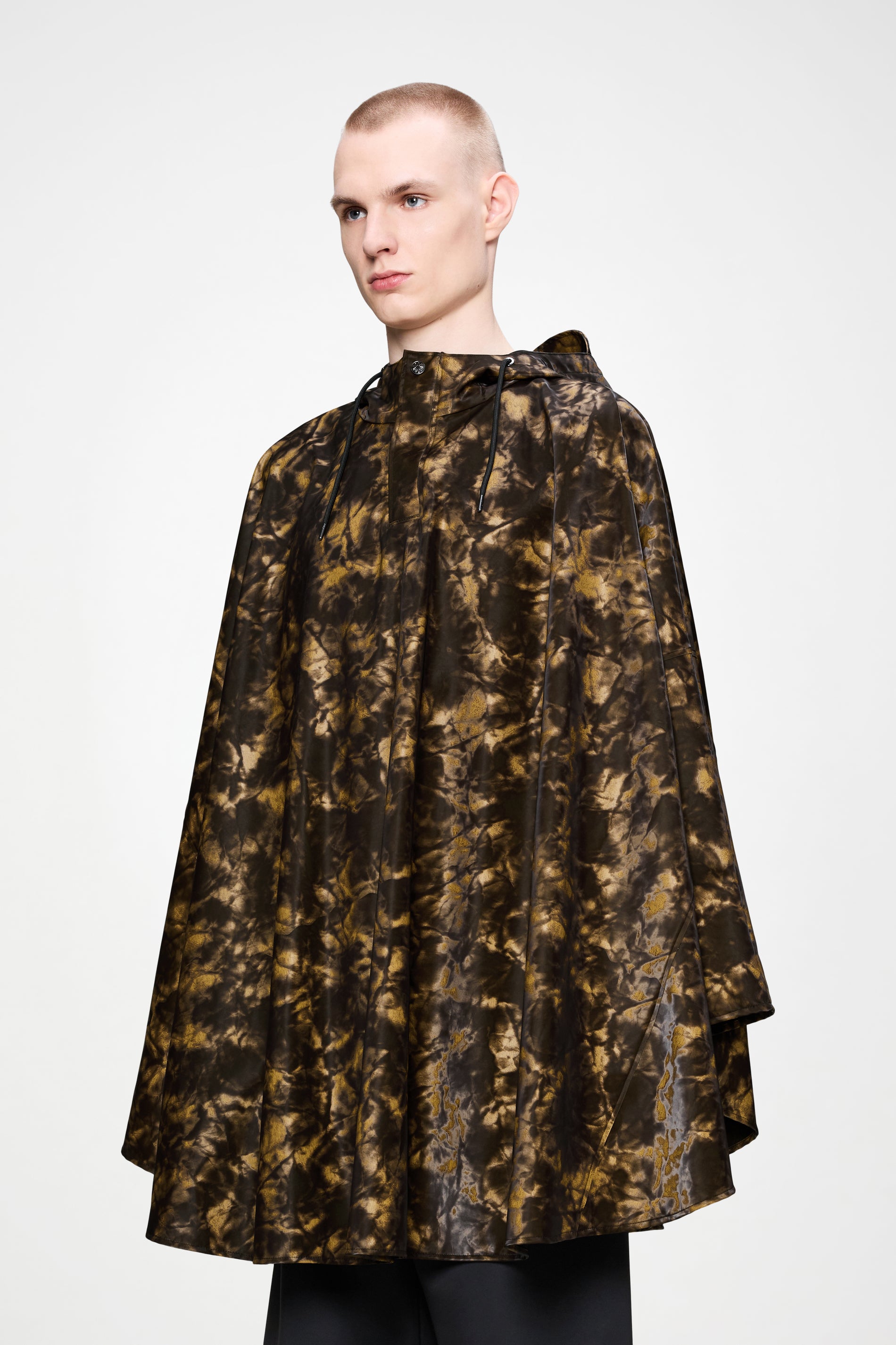 RAINS Cape Muddy Cape