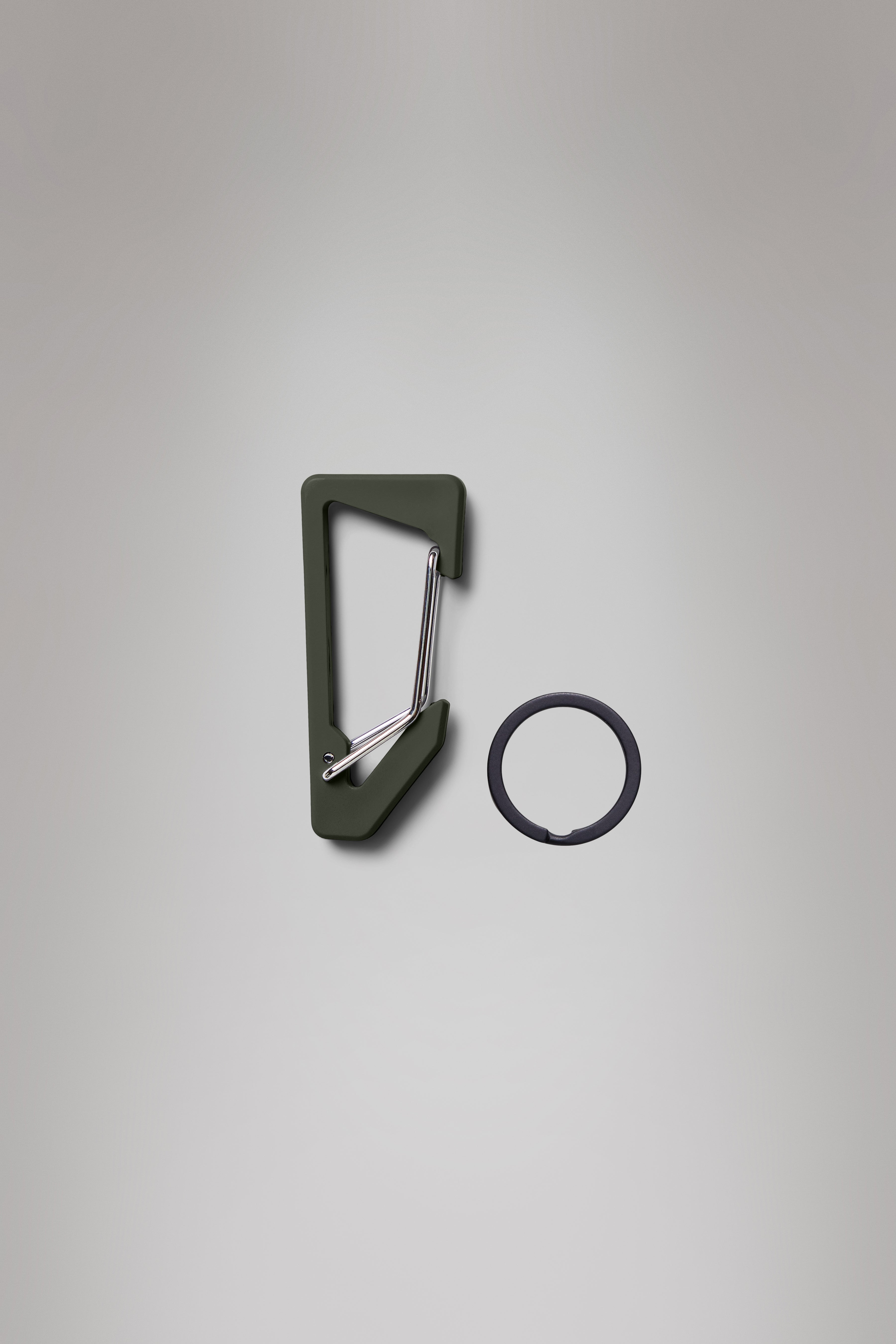 Rains Carabiner