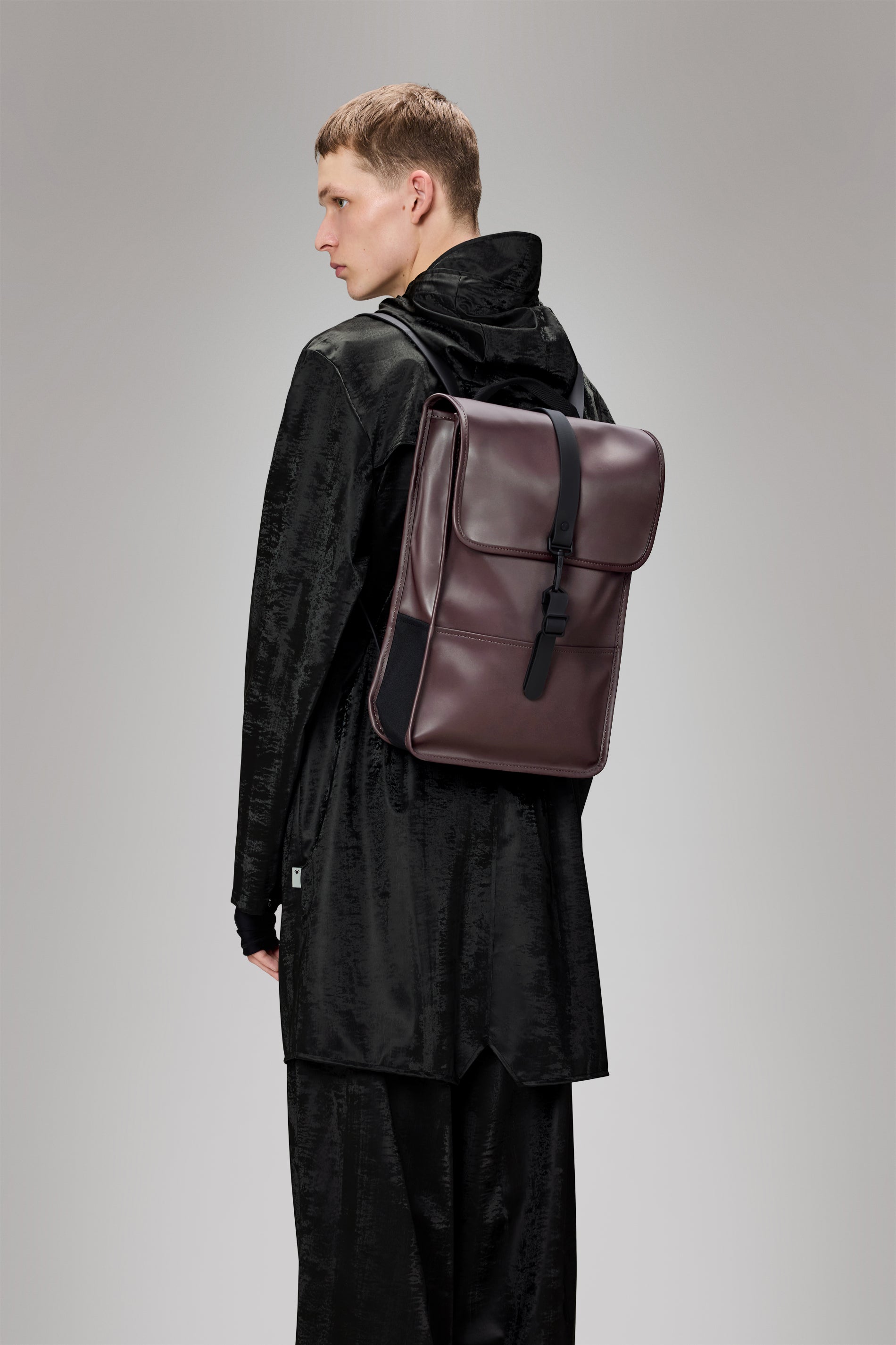 RAINS Backpack Mini Depth 11L H44 x D10 x W29 cm Backpack