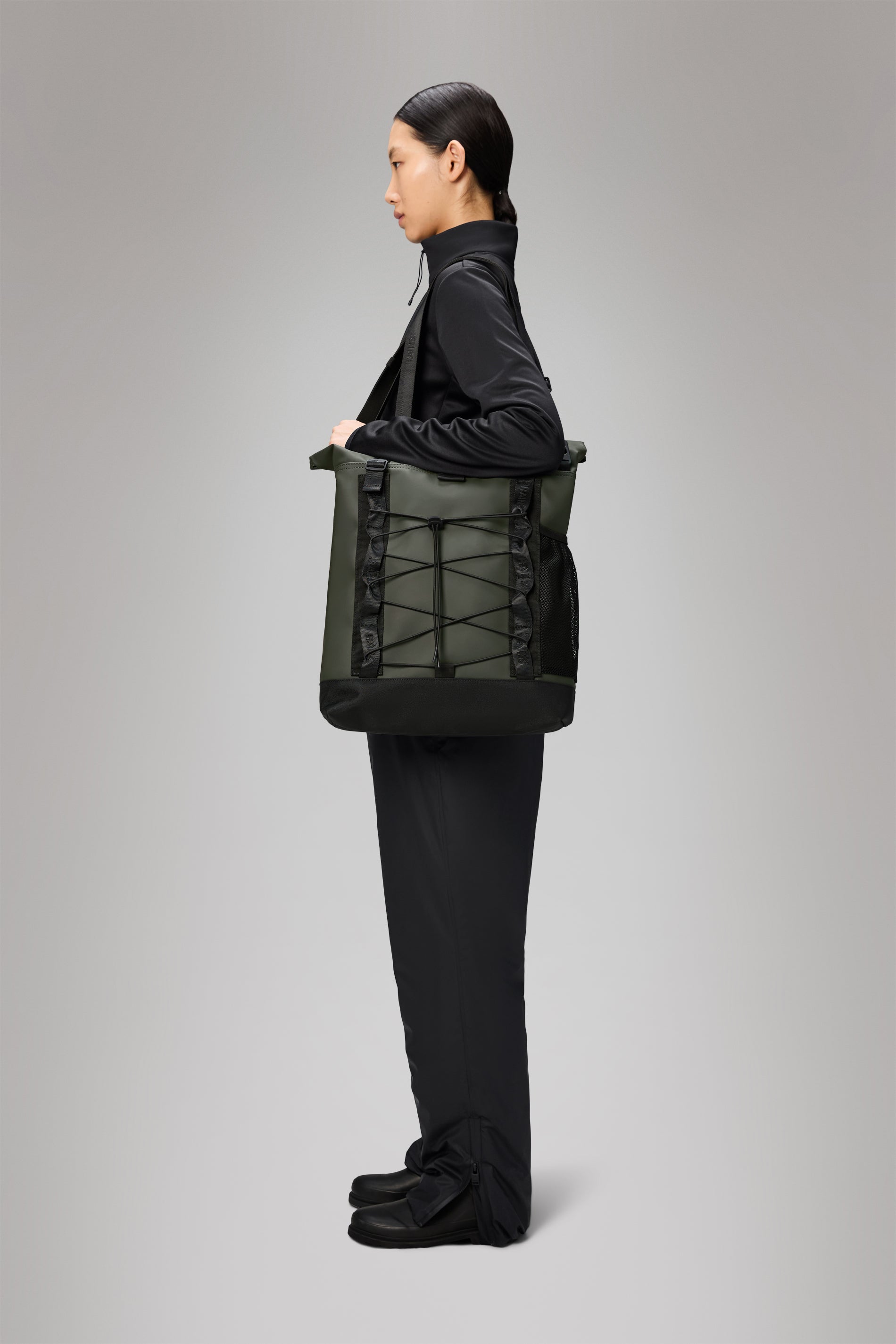 RAINS Trail Rolltop Tote Bag Green 23L H55 x D14 x W36 cm Tote