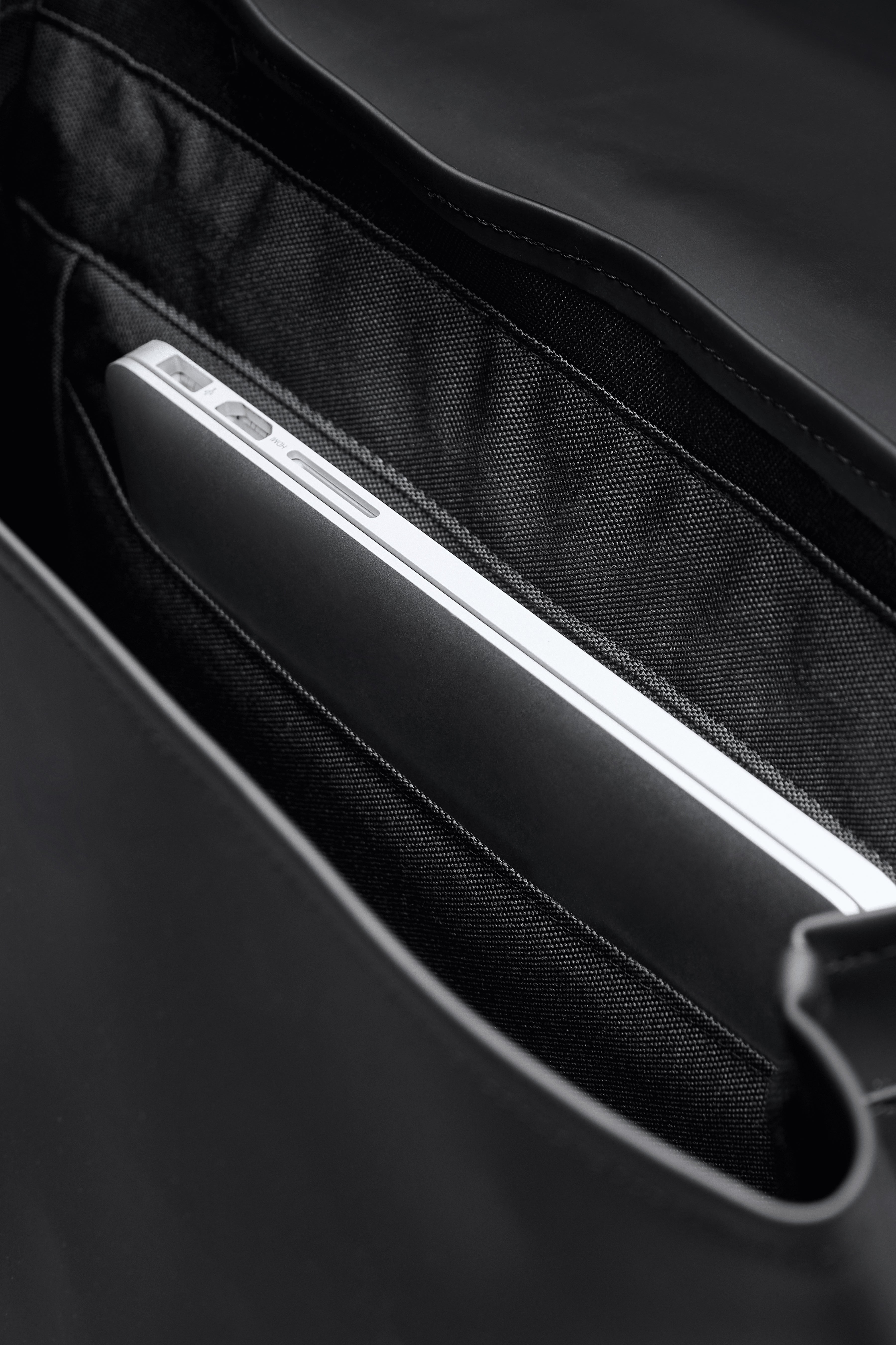 RAINS Trail MSN Bag Black Backpack