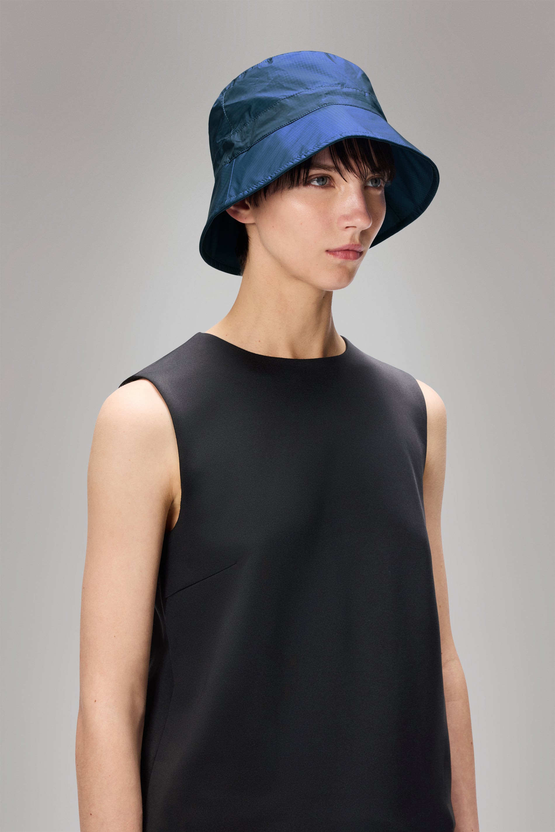 RAINS Bucket Hat Ripstop Pulse Headwear