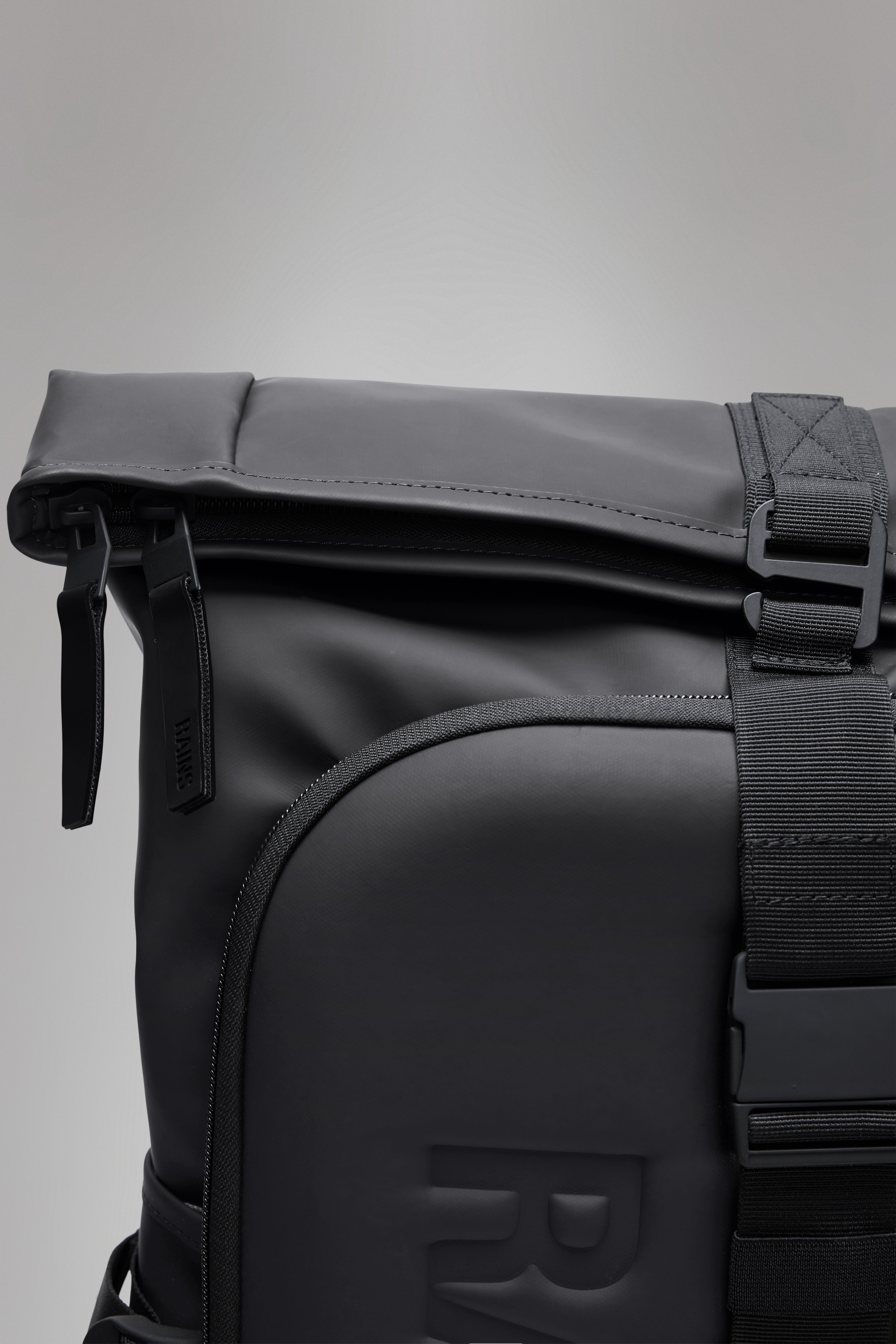 RAINS Texel Moulded Backpack Black 23L H61 x D15 x W37 cm Backpack