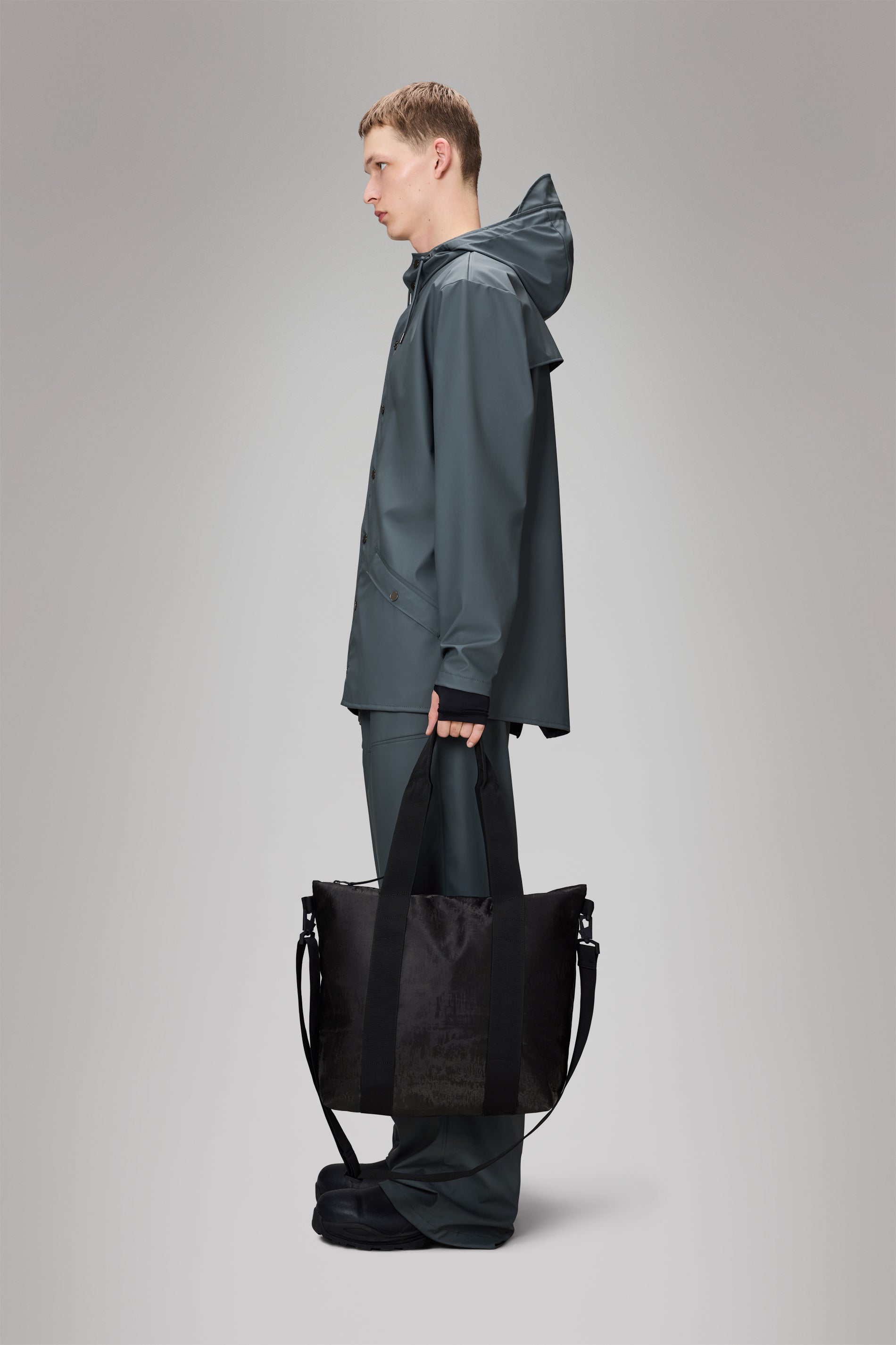 RAINS Tote Bag Mini Coal 16L H36 x D13 x W40 cm Tote